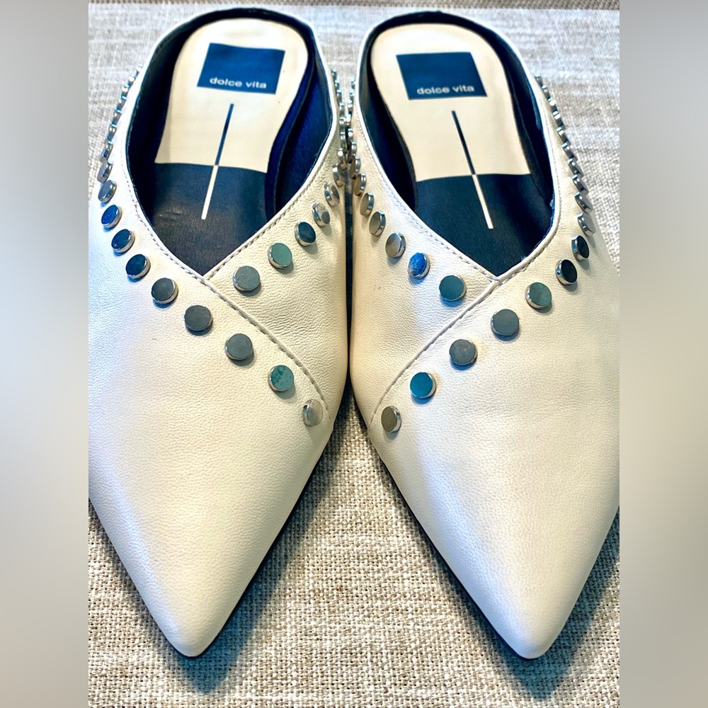 NEW Dolce Vita Ramsay ivory leather studded flats size 7 - Picture 3 of 10